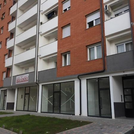 Apartment Guri Pristina Exterior photo
